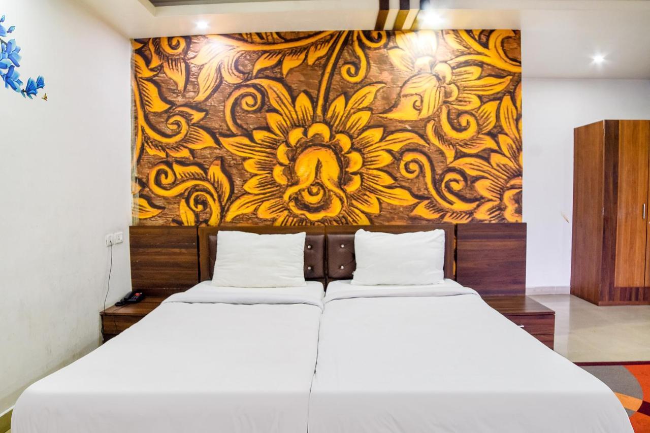 Fabhotel Ir Luxaria Guwahati Buitenkant foto