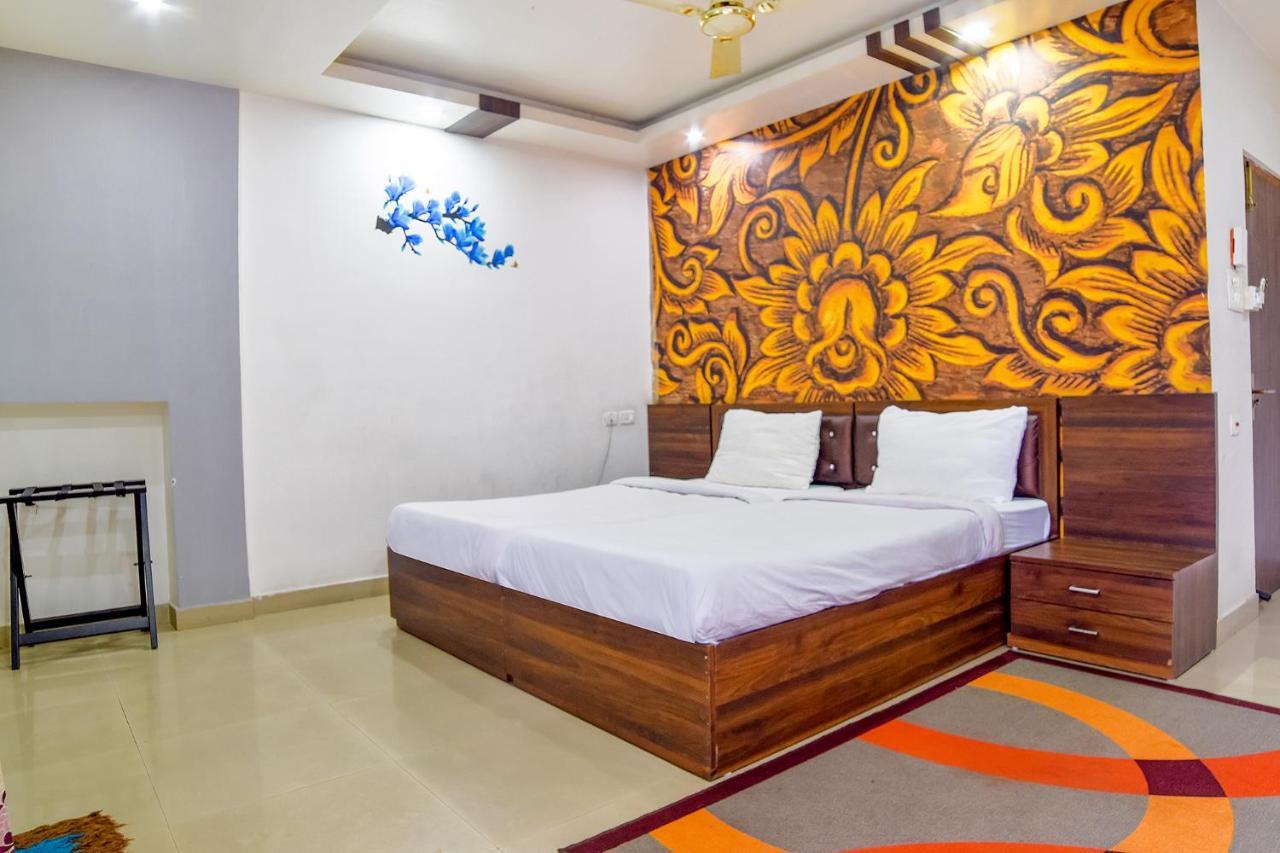 Fabhotel Ir Luxaria Guwahati Buitenkant foto