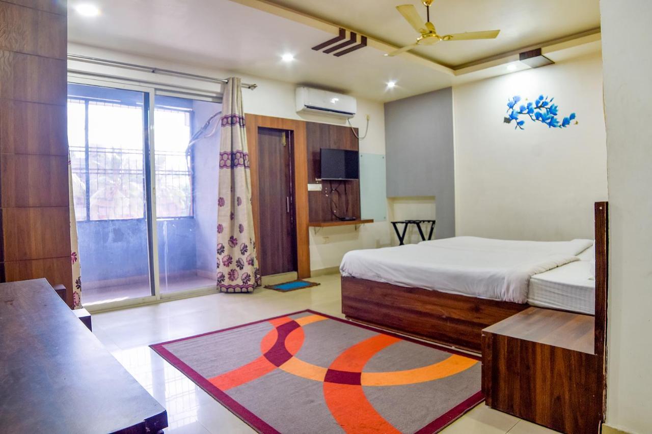 Fabhotel Ir Luxaria Guwahati Buitenkant foto